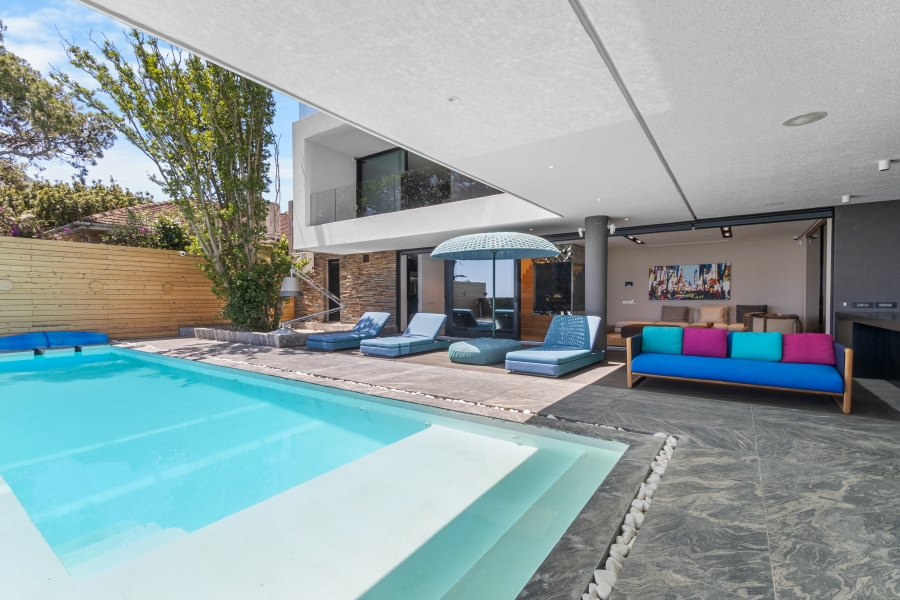 5 Bedroom Property for Sale in Camps Bay Western Cape